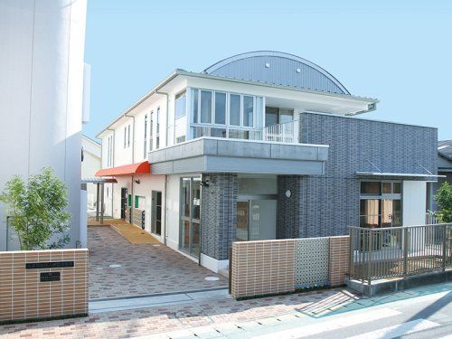 近くの柞田こども園まで891m（徒歩12分）