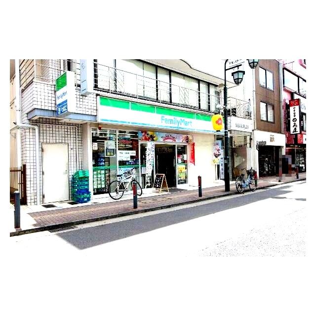近くのファミリーマート 港北大倉山店まで502m（徒歩7分）