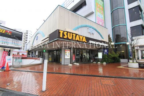 近くのTSUTAYA 西新井店まで960m（徒歩12分）