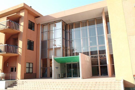 近くの国立徳島大学医学部まで1,202m（徒歩16分）