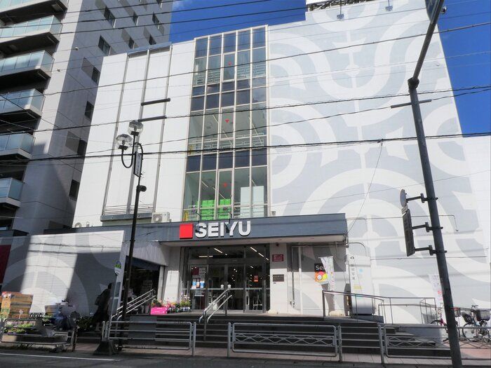 近くの西友 鳩ケ谷店まで386m(徒歩5分)
