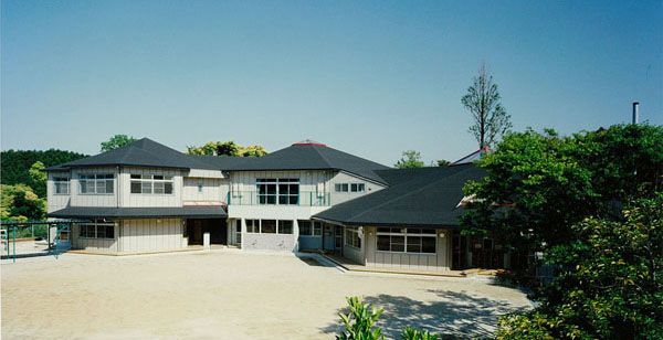 近くの東郷信愛幼稚園まで2,411m（徒歩31分）