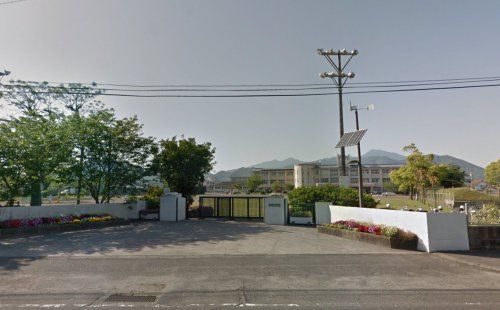 近くの鹿屋市立第一鹿屋中学校まで1,376m（徒歩18分）