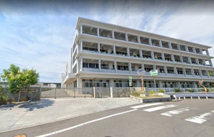 近くの城西小学校まで1,067m(徒歩14分)