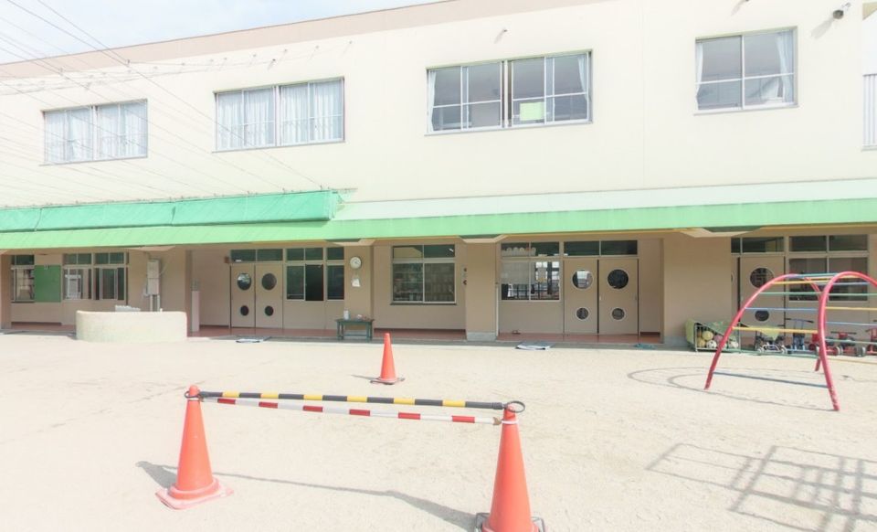 近くのすずらん保育園まで420m（徒歩6分）