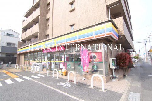 近くのコンビニまで291m（徒歩4分）