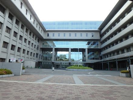近くの京都府立医科大学附属病院まで782m（徒歩10分）