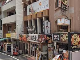近くのホットヨガスタジオLAVA(ラバ) 目黒店まで6m（徒歩1分）