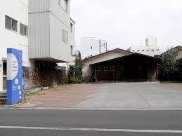 近くの中山クリニックまで459m（徒歩6分）