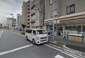 近くのセブンイレブンまで456m（徒歩6分）
