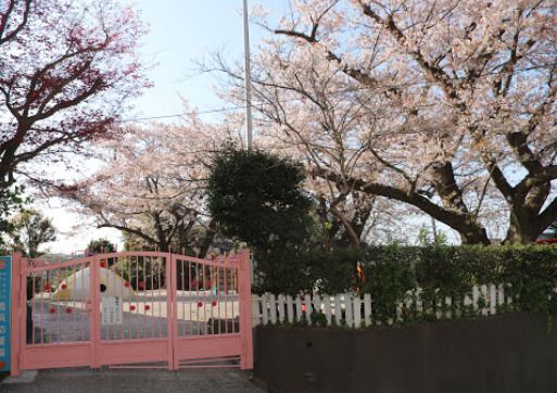 近くの追浜幼稚園まで1,784m（徒歩23分）