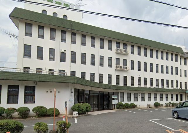 近くの医療法人行堂会長野病院まで463m（徒歩6分）