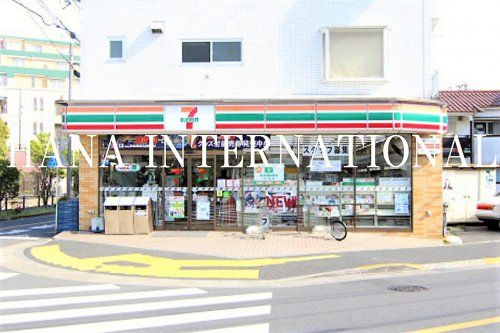 近くのセブン-イレブン市川南行徳駅北店まで198m（徒歩3分）