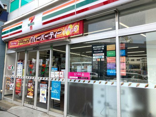 近くのセブンイレブン 千葉蘇我駅前店まで136m（徒歩2分）