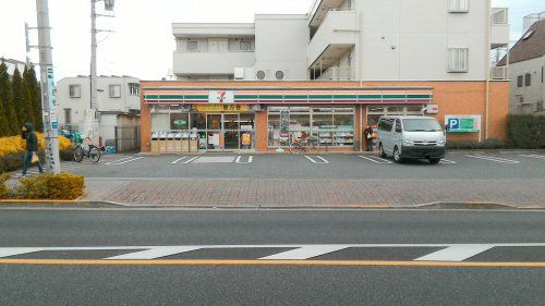 近くのセブンイレブンまで1,174m(徒歩15分)