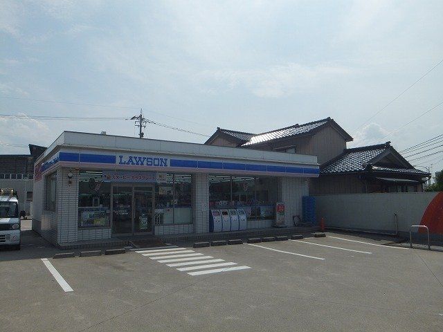 近くのローソン 高岡六家店まで476m（徒歩6分）