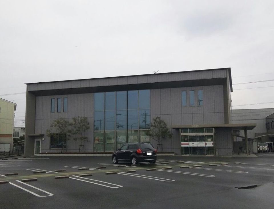 近くの中国銀行西阿知支店まで208m(徒歩3分)