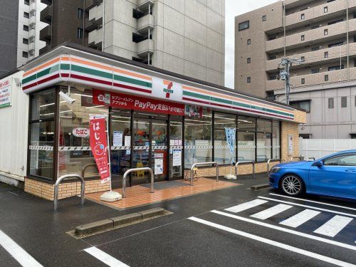 近くのセブンイレブン 一宮新生2丁目店まで232m(徒歩3分)