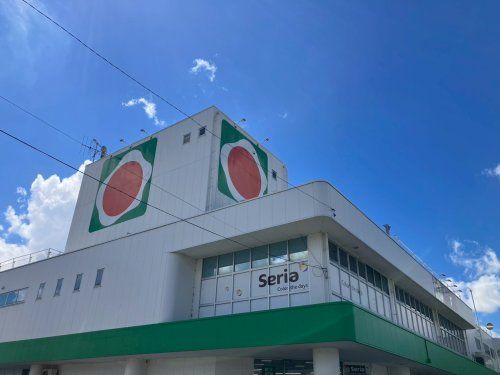 近くのサンキュー加世田店まで643m(徒歩9分)