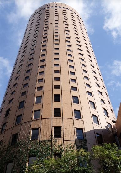近くの大阪マルビルまで538m（徒歩7分）