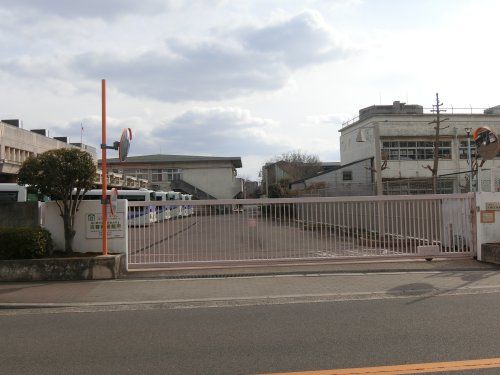 近くの大阪府立光陽支援学校まで388m(徒歩5分)