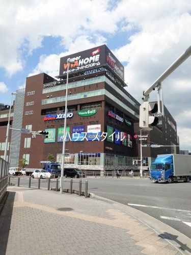 近くのスーパービバホーム さいたま新都心店まで908m（徒歩12分）