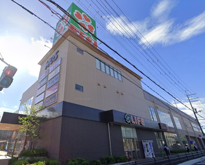 近くのしまむら八戸ノ里店まで3,505m(徒歩44分)
