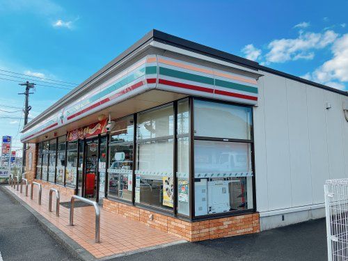 近くのセブンイレブン 薩摩川内永利町店まで504m（徒歩7分）