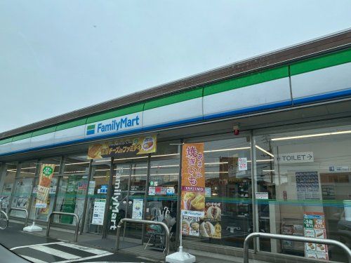 近くのファミリーマート 今治阿方店まで894m(徒歩12分)