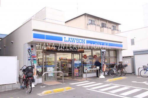 近くのローソン 小平学園西町一丁目店まで486m(徒歩7分)