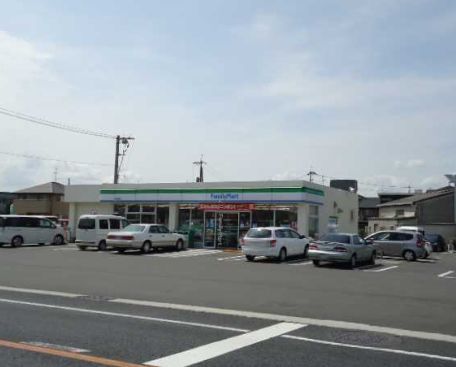 近くのファミリーマート 岡山大福店まで1,221m(徒歩16分)