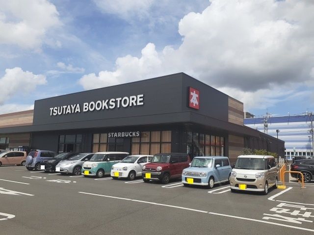 近くのTSUTAYA BOOKSTORE 菊陽まで499m(徒歩7分)