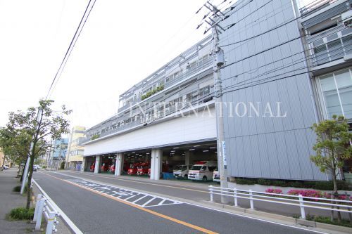 近くの浦安市消防本部まで493m（徒歩7分）