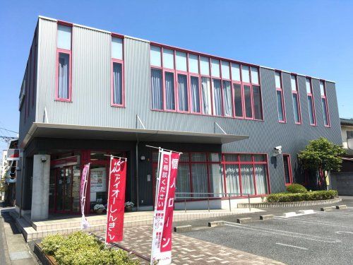 近くのアイオー信用金庫高林支店まで897m(徒歩12分)