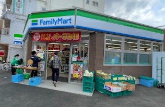 近くのファミリーマート 富士見ヶ丘駅南店まで103m(徒歩2分)