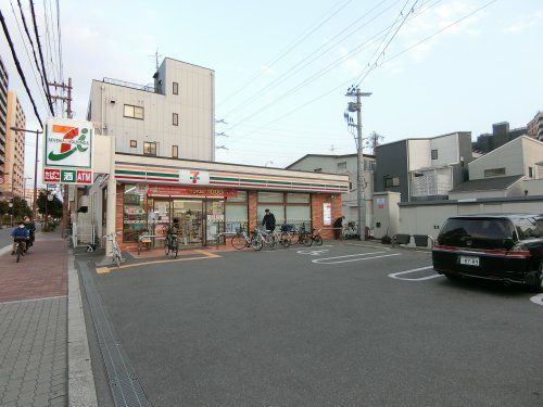 近くのセブンイレブン 大阪関目2丁目店まで174m(徒歩3分)