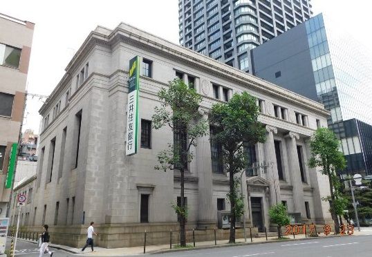 近くの三井住友銀行大阪中央支店まで470m(徒歩6分)