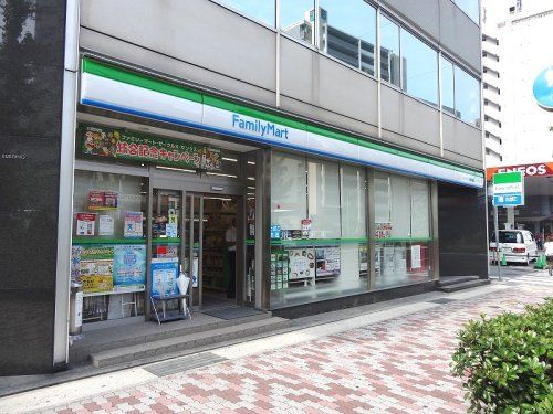 近くのファミリーマート 神戸橘通店まで85m（徒歩2分）