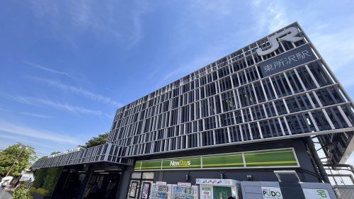 近くの東所沢駅まで7,557m（徒歩95分）