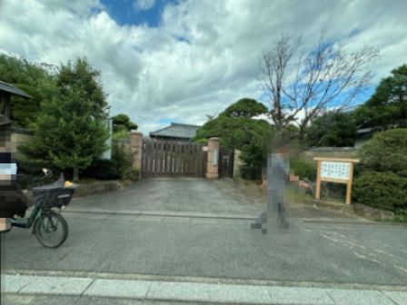 近くの内木酒造(株)まで375m（徒歩5分）