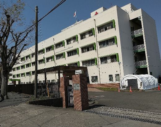 近くの自衛隊横須賀病院まで1,537m（徒歩20分）