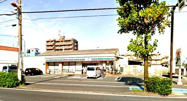 近くのセブン-イレブン川崎南加瀬3丁目店まで432m(徒歩6分)