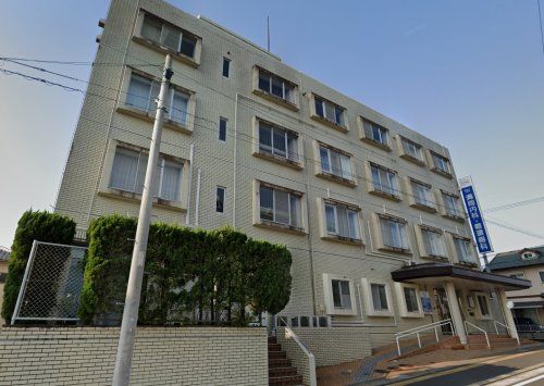 近くの満岡内科・循環器科まで282m（徒歩4分）