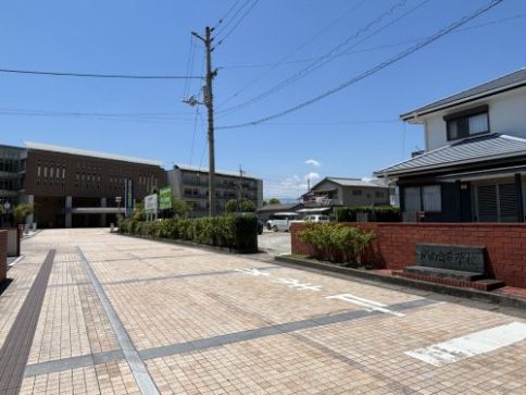 近くの徳島県立城南高等学校まで944m（徒歩12分）