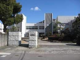 近くの宇多津小学校まで1,786m(徒歩23分)