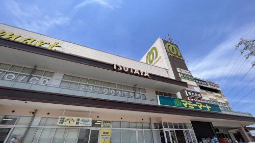 近くのマミーマートまで1,200m（徒歩15分）