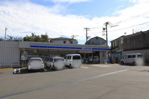近くのローソン 横須賀久比里店まで770m(徒歩10分)