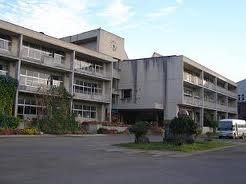 近くの神戸市立泉台小学校まで879m（徒歩11分）