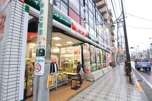 近くの驚安堂 梅島駅前店まで159m(徒歩2分)
