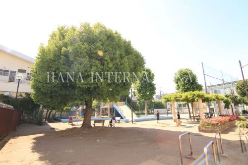 近くの梅田公園まで858m(徒歩11分)